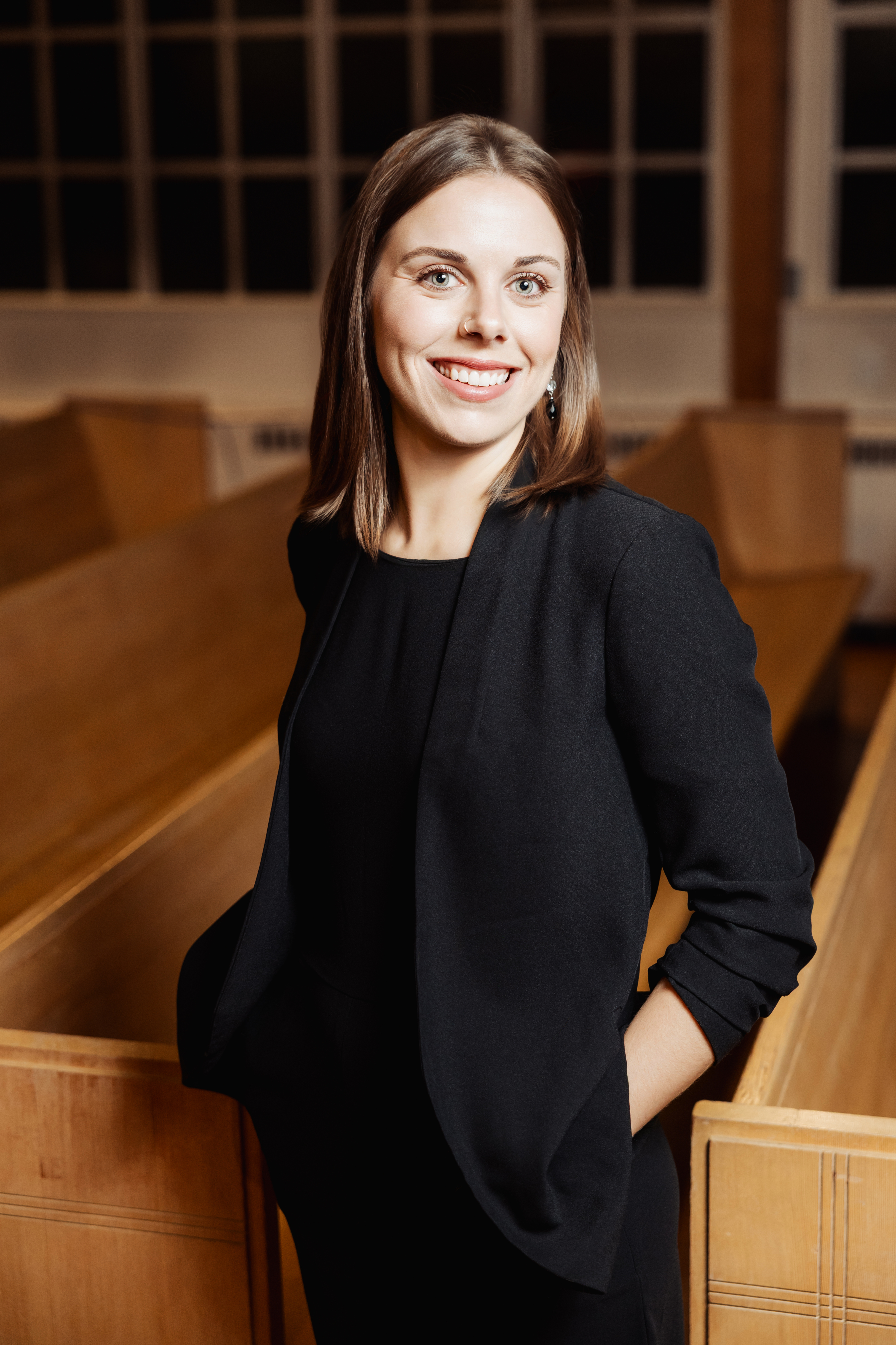 Headshot: Olivia Selig, soprano